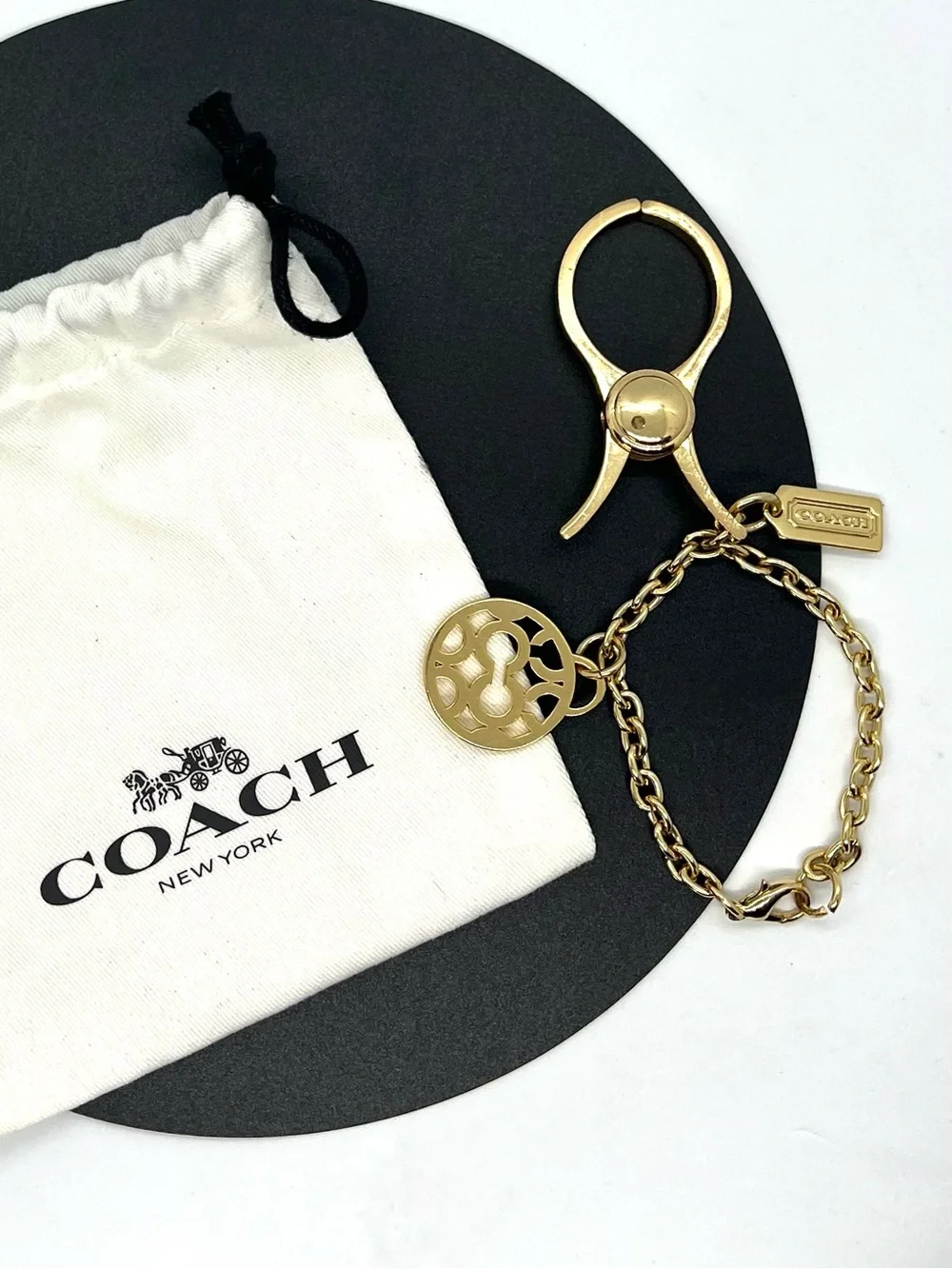 Coach Gold Signature C Glove Holder Key Ring Bag Charm Chain Clip & Dust Bag